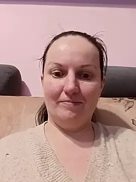 BustyLadyAlma's cam snapshot