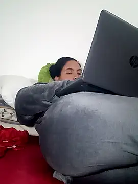 phoop_lilaa's cam snapshot