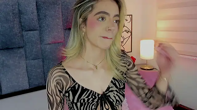 Violetta_Ficher's cam snapshot