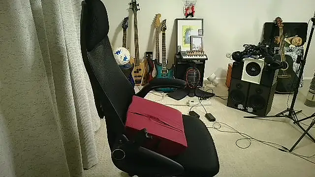 God_Of_ThundeRR live sex cam