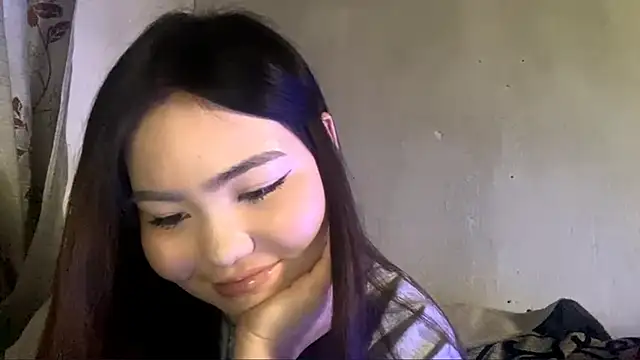 MollyAsian's cam snapshot