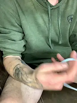 Midwestalpha live sex cam