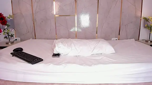 SamanthaLux live sex cam