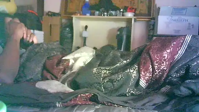 ON3YOULLN3VER_FIR3's cam snapshot