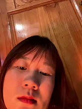 Liness101's cam snapshot