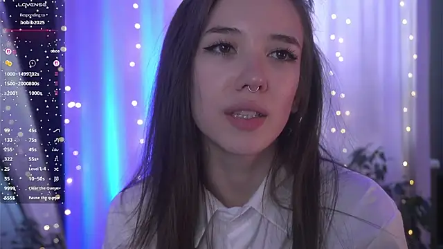 tinyanie live sex cam