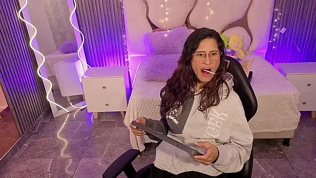 Blaze_Tay1 live sex cam