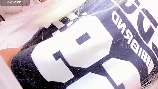 Ariia-janee live sex cam