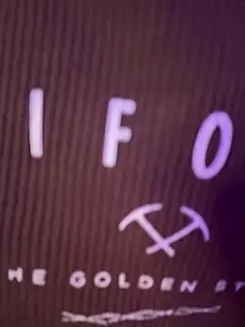 Isabella-Teen live sex cam