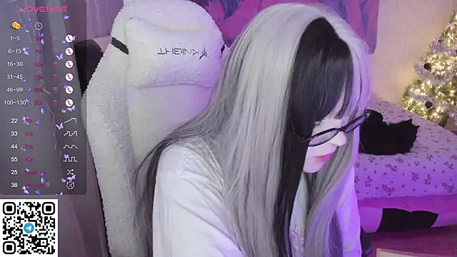 SelenaCute live sex cam