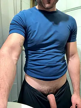 giovan2020 live sex cam