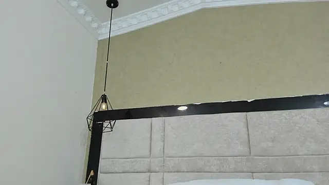 kimCosseyy live sex cam