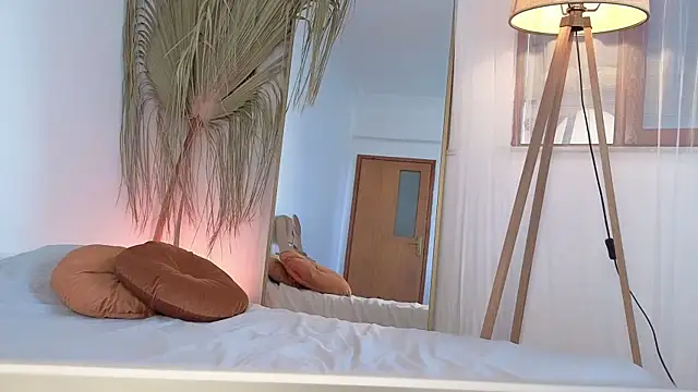 Polynessia live sex cam