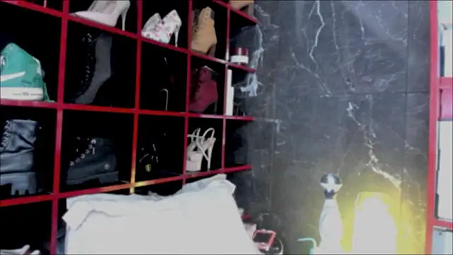 Indianbrownie's cam snapshot