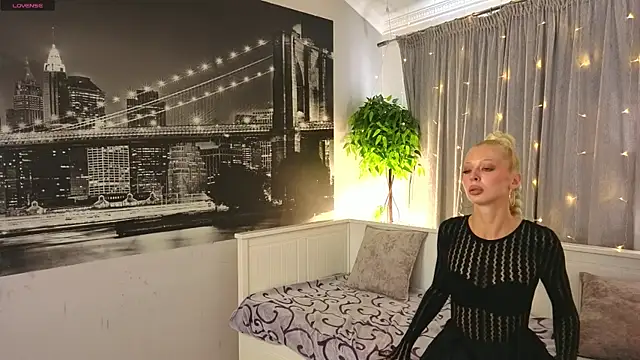 LanaReals's cam snapshot