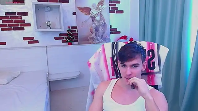 BradyFlint live sex cam