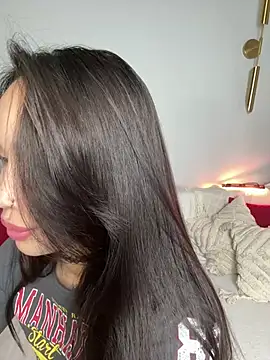 your_asian_dream's cam snapshot