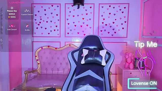 tamara_brown_t's cam snapshot