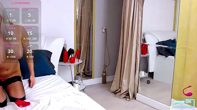 AlexaFaye's cam snapshot