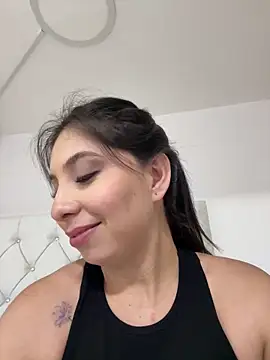 Ashley-Whitee's cam snapshot