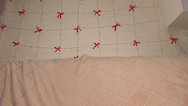 VelvetVine's cam snapshot