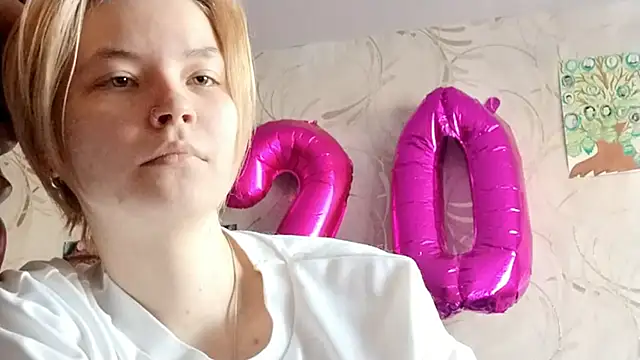 Kirawannavibe's cam snapshot