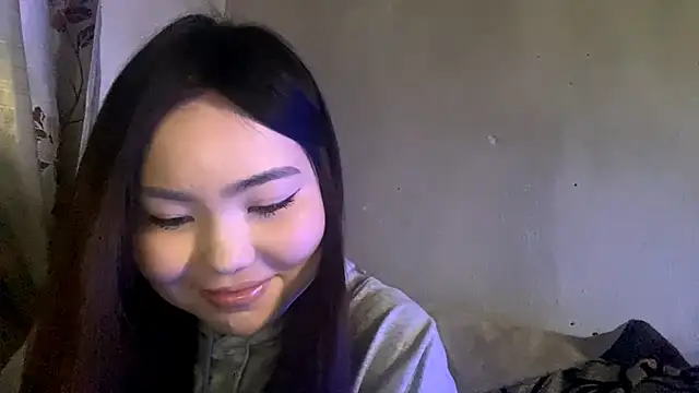 MollyAsian's cam snapshot