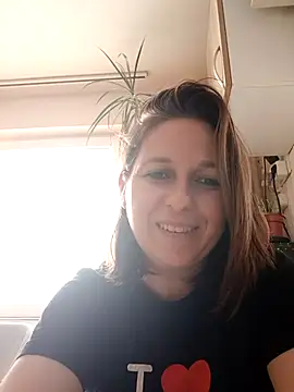 AdaJoy's cam snapshot