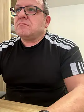 coupleLatinaLovers live sex cam