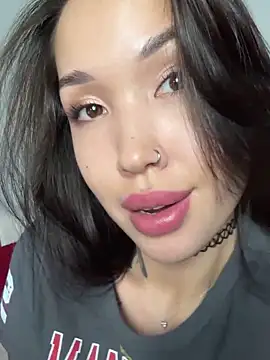 your_asian_dream's cam snapshot