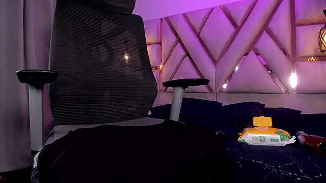 shineevg live sex cam