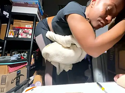 wynterheat live sex cam