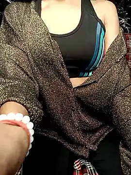 poojaji690 live sex cam