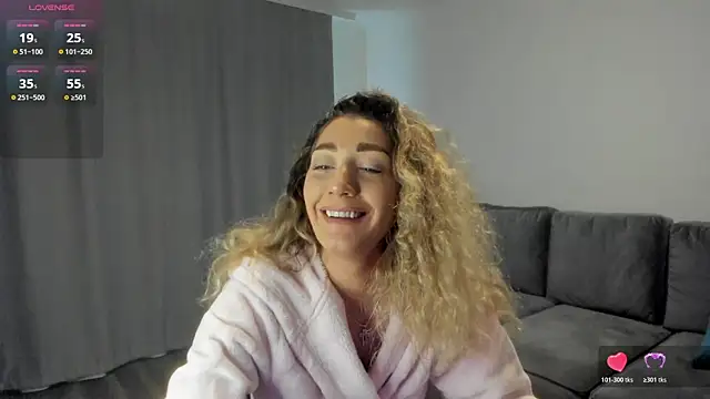 rossana_doll's cam snapshot