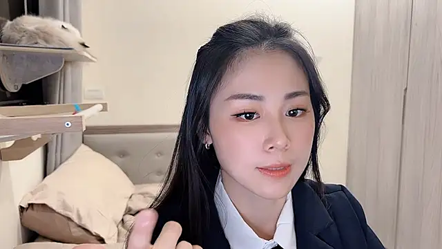 BabyOneDaily live sex cam