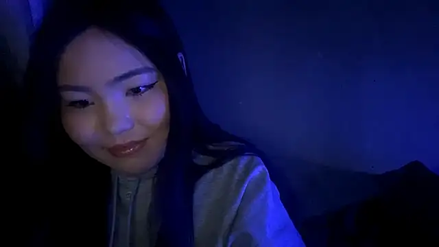 MollyAsian's cam snapshot