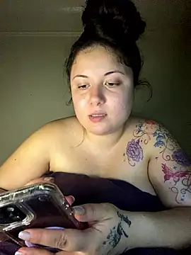 xocrybaby live sex cam