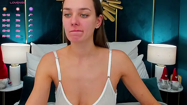 AprilWong live sex cam