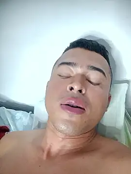 Rouer_9's cam snapshot