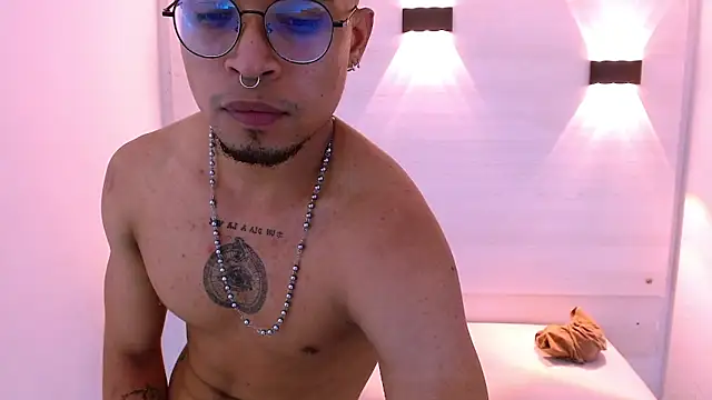 Jayden_Morris's cam snapshot