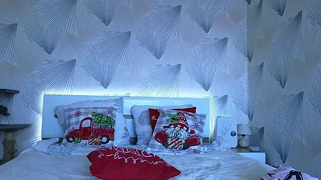 BelleWild's cam snapshot