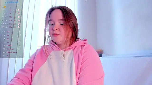 DebbieWoood's cam snapshot