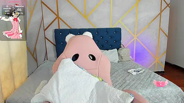 _vaiolet_owo live sex cam