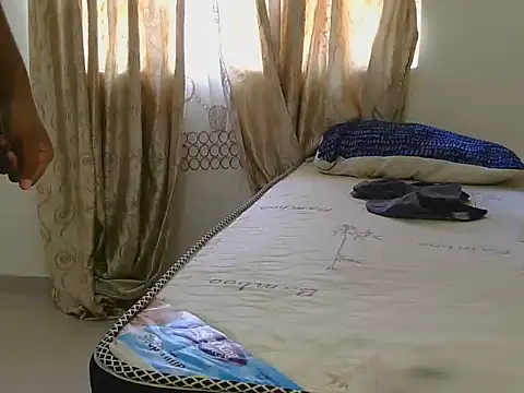 sexy-Tyla's cam snapshot