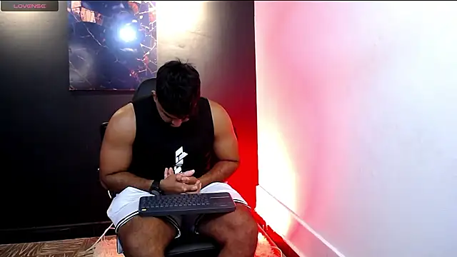 Big_furry_bear13's cam snapshot