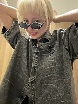 RonnieKiss's cam snapshot