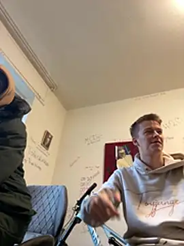 Toyjungee live sex cam