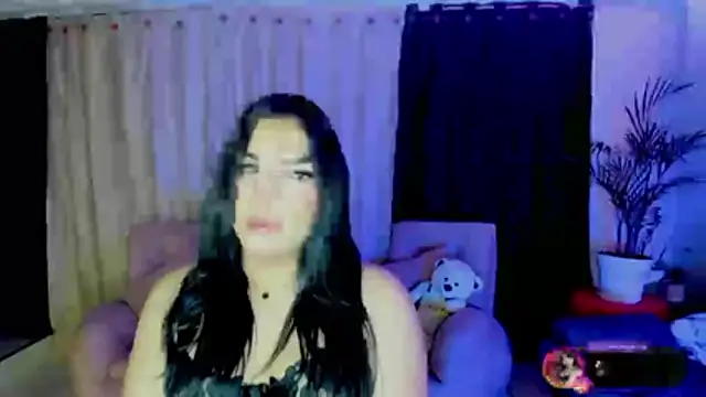 linda_zaam83866 live sex cam