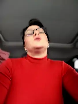 ZhenjaPoledance live sex cam