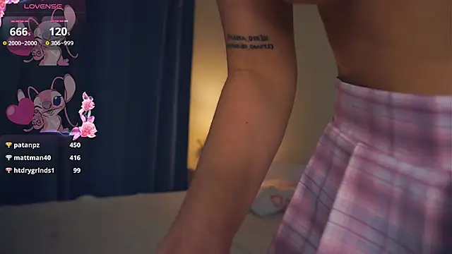 LoraDavi's cam snapshot